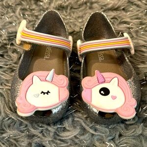 Beautiful mini Melissa unicorn shoes (vinil)